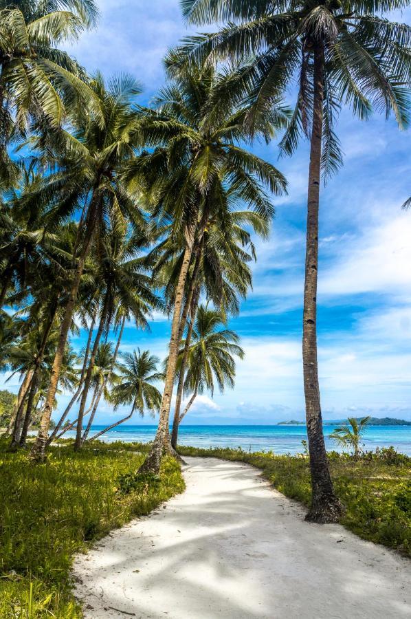 Aloha Hostel Siargao Генерал-Луна Экстерьер фото