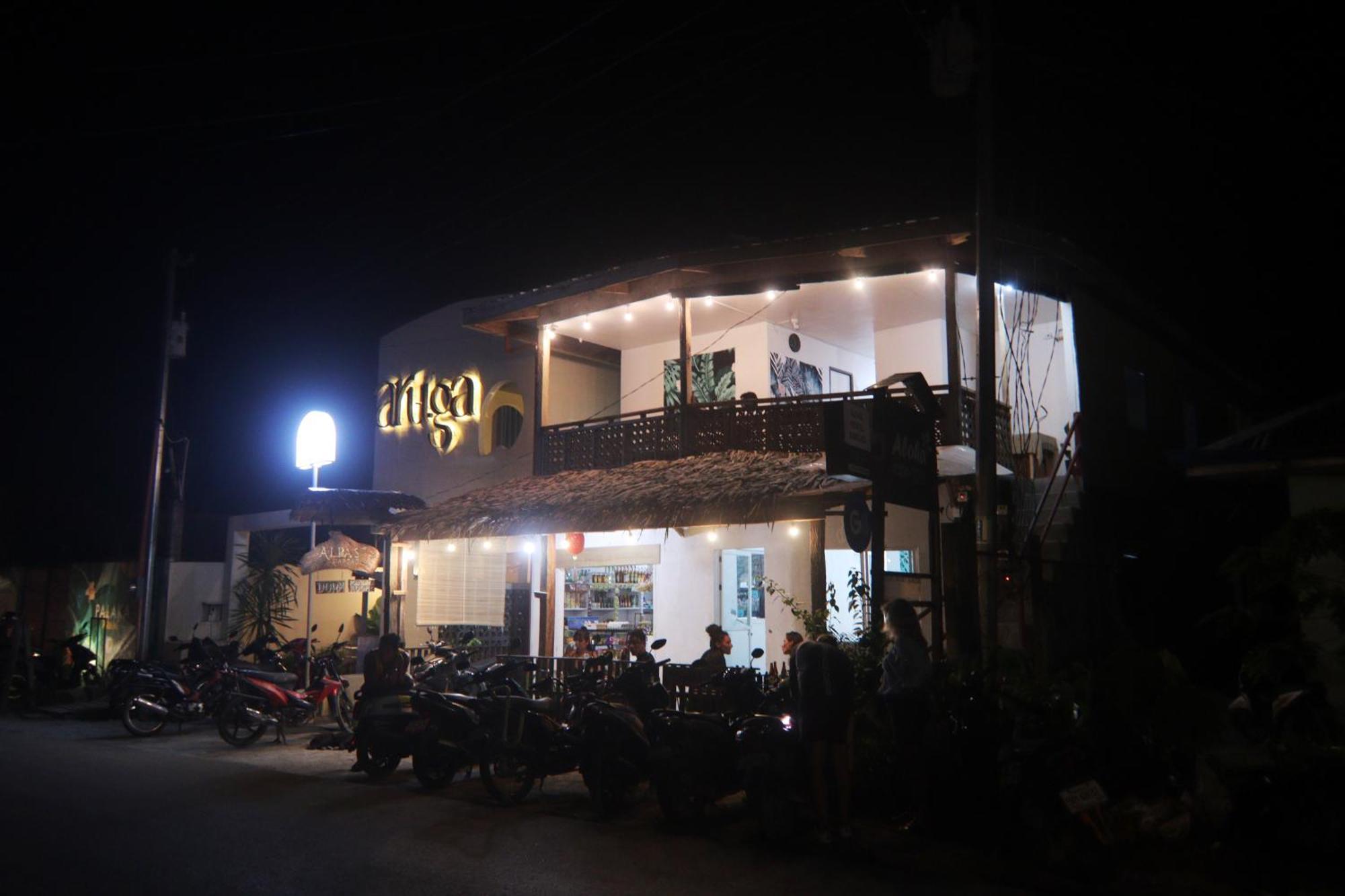 Aloha Hostel Siargao Генерал-Луна Экстерьер фото