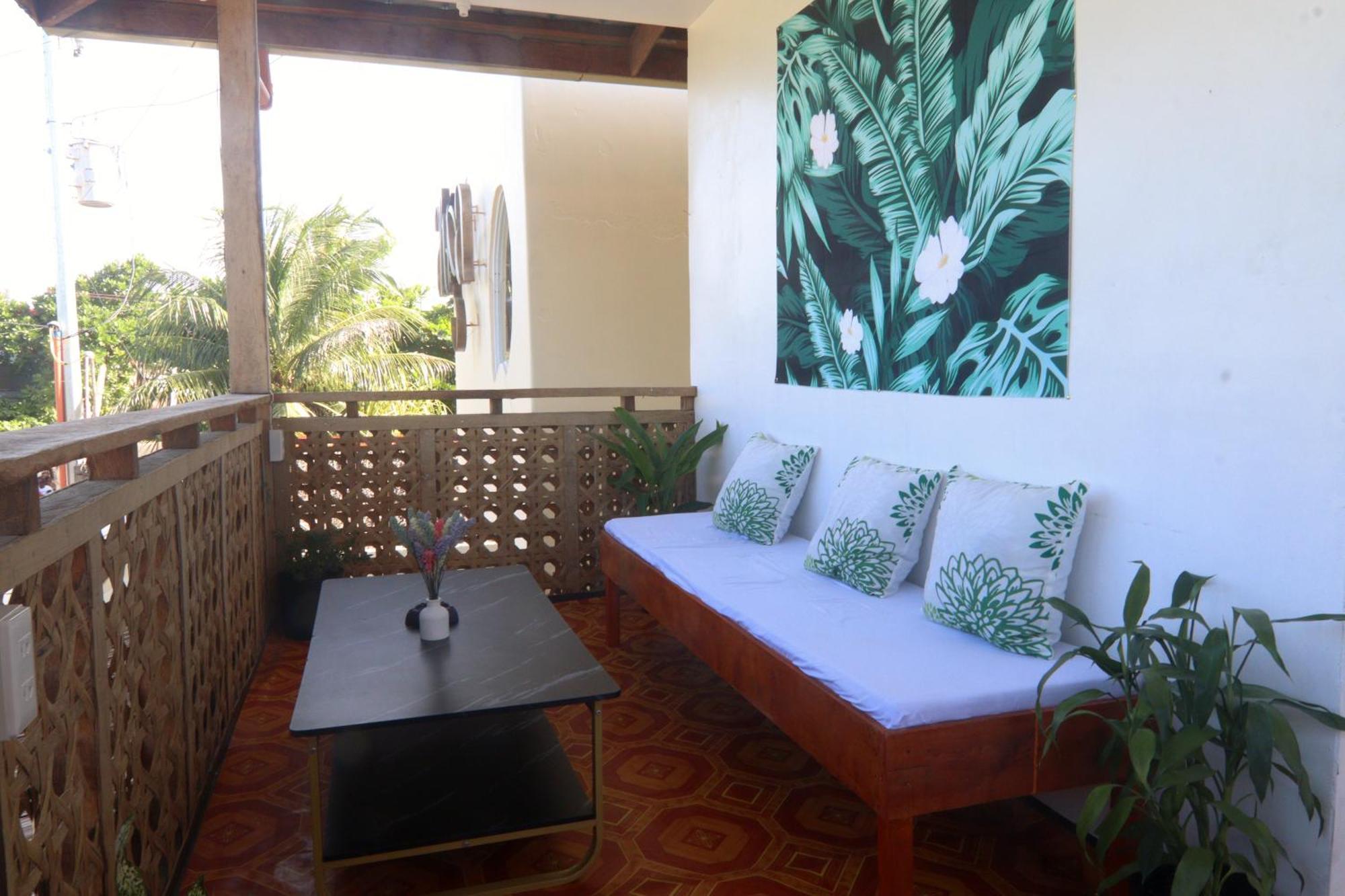 Aloha Hostel Siargao Генерал-Луна Экстерьер фото