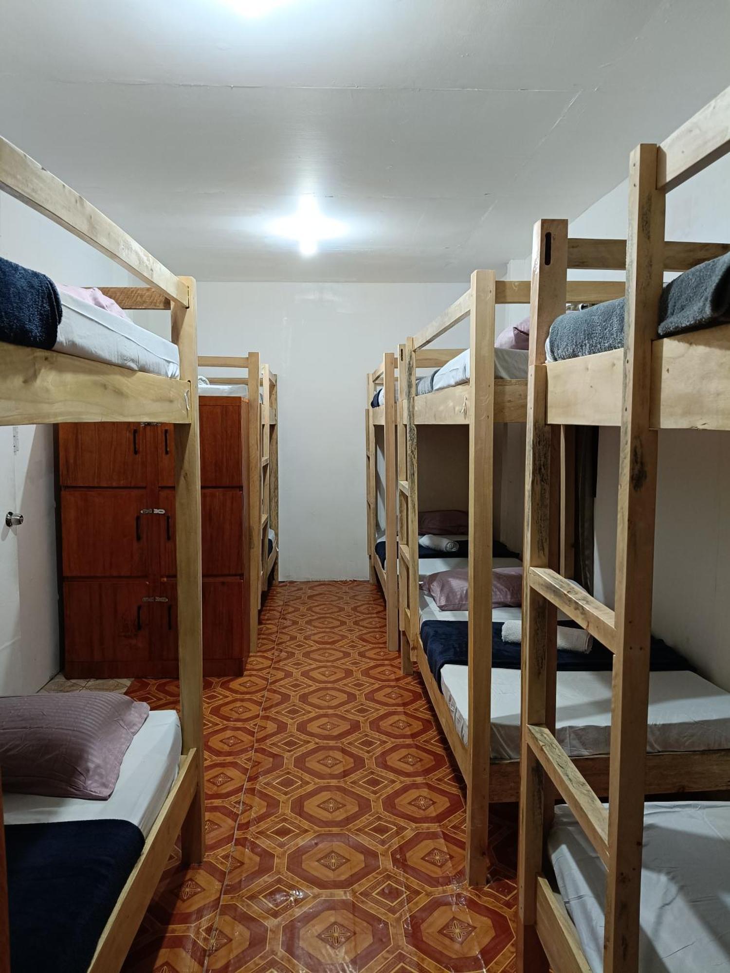 Aloha Hostel Siargao Генерал-Луна Экстерьер фото